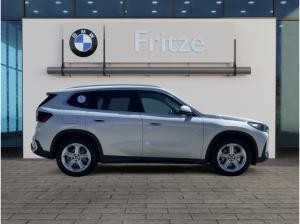 BMW iX1 eDrive20 AHK / LED / Harman Kardon / Panorama Glasdach