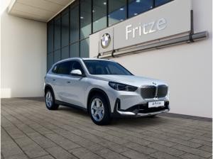 BMW iX1 eDrive20 AHK / LED / Harman Kardon / Panorama Glasdach
