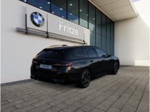 BMW i5 40 xDrive M Sport Touring Sportpaket AHK Navi HarmanKardon LED Kurvenlicht