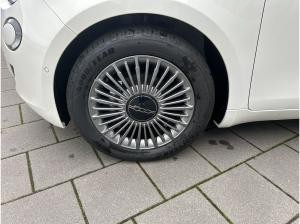 Fiat 500e Christmas Edition 23,8kwh🎄 🎅  360° Parksensoren/ Kamera / Sitzheizung🌟