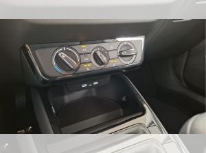 Skoda Fabia Essence 80PS  EPH SHZ LED DAB+ auch in Blau WeißRot