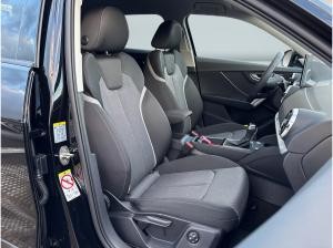Audi Q2 35 TFSI S tronic Matrix Sound CarPlay Kamera