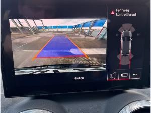 Audi Q2 35 TFSI S tronic Matrix Sound CarPlay Kamera