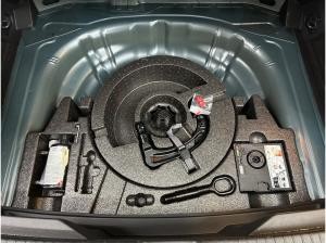 Volkswagen T-Roc 1.5 TSI DSG R-LINE +AHK +LED +ACC +RKAM +VIRTUAL +NAVI +SHZ +ALU +APP +