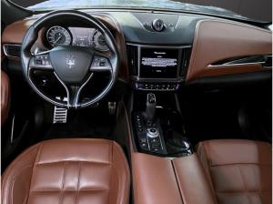Maserati Levante Modena MY22