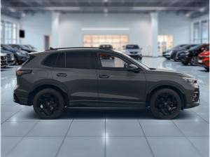 Volkswagen Tiguan R-Line 1,5 l eTSI OPF (150 PS) DSG*AHK*WINTERRÄDER*NAVI*