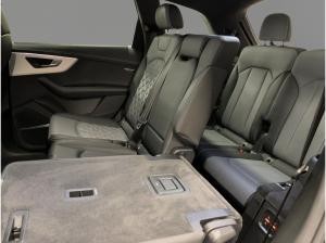 Audi SQ7 SUV TFSI tiptronic