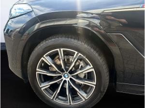 BMW X6 xDrive30d M Sport AHK Pano AHK Standheiz. HK