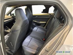 Volkswagen Golf R-Line 1,5 l eTSI OPF 7-Gan