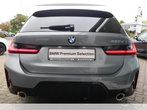 BMW 320 d Touring/M-Sport/Head-Up/AHK/360°/ACC/HiFi/Komfortzugang