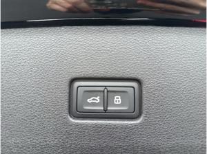 Audi Q8 SUV S line business TFSI e qu. tiptr. 23 PANO