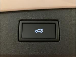 Volkswagen Tiguan R-Line 1.5 l eTSI / SOFORT VERFÜGBAR !!