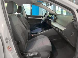 Volkswagen Golf VIII 2.0 TDI Life DSG Einparkhilfe Navi
