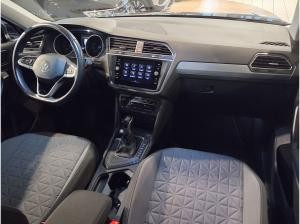 Volkswagen Tiguan 1.5 TSI Life DSG Park Assist Rear View AppConnect
