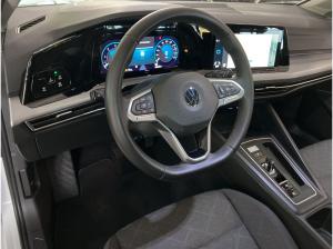 Volkswagen Golf VIII 2.0 TDI Life DSG Einparkhilfe Navi