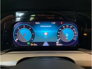 Volkswagen Golf VIII 2.0 TDI Life DSG Einparkhilfe Navi