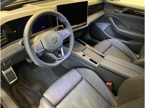 Volkswagen Passat R-Line eHybrid Preisvorteil 17684 €