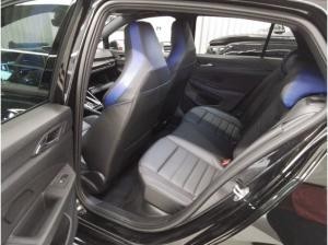 Volkswagen Golf 8 / R - BLACK EDITION / AKRAPOVIC WINTERRÄDER