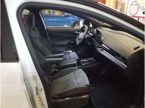 Volkswagen ID.4 GTX / AHK PANO WINTERRÄDER GARANTIE 250 KW