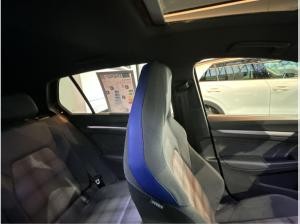 Volkswagen Golf GTE 1.5 eHybrid SOFORT VERFÜGBAR BlackStyle Pano AHK Winterräder BusinessPre