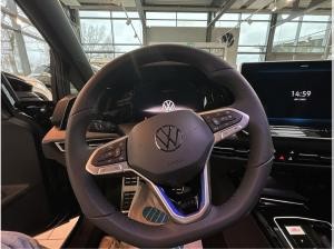 Volkswagen Golf GTE 1.5 eHybrid SOFORT VERFÜGBAR BlackStyle Pano AHK Winterräder BusinessPre