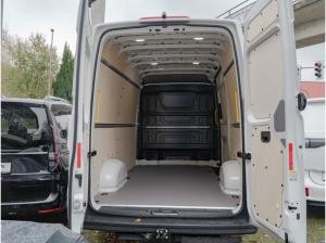 Volkswagen Crafter HD MR **mit Regalsystem** sofort verfügbar