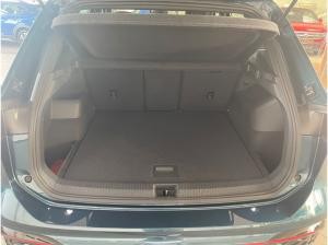 Volkswagen Tiguan R-Line 2.0TDI DSG 4Motion +AHK+STDHZ+LEDER+