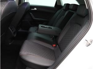 Seat Leon Sportstourer FR 2.0TDI DSG / Navi, LED, RFK