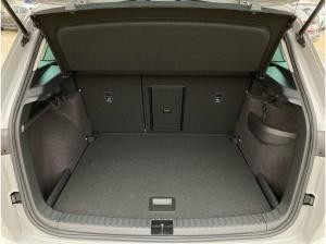 Skoda Karoq 1.5 TSI Selection LED.NAVI.VIC.KESSY.PDC.AHK.Lenk-HZG.LaneA.SignA.SmartLin