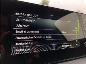 Skoda Fabia 1.0 MPI Tour LED.SHTZ.KAM.KESSY.LaneA.FrontA.SmartLink.SUNSET