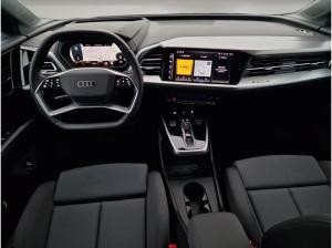 Audi Q4 e-tron Sportback 35, AHK, Optikpaket Schwarz, Matrix, 8 fach bereift