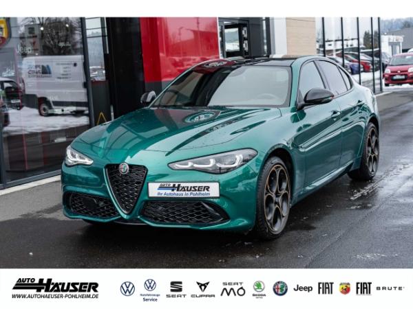 Alfa Romeo Giulia INTENSA 2.0 Turbo AT8 Q4 PANORAMA HARMAN-KARDON BREMBO