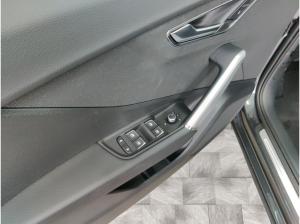 Audi Q2 Advanced 30 TFSI AHK/LED/Navi+/RFKam/02.30Garantie