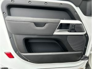 Land Rover Defender 3.0 D200 MHEV S 90