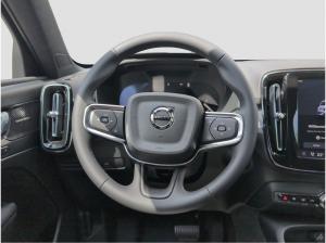 Volvo XC40 XC40+Black+Edition+B3+Plus+Alarm+HarmanK+Kamera+