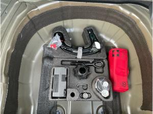 Volkswagen T-Cross R-Line 1.0 TSI DSG Allwetterreifen Kamera AHK Navi ACC