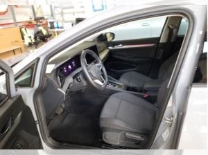 Volkswagen Golf 1.5 eTSI DSG LED KAMERA SHZ PDC LM ZV