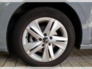 Volkswagen Golf 1.5 eTSI DSG LED KAMERA SHZ PDC LM ZV