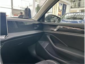 Volkswagen Passat 1.5 eTSI DSG Business SOFORT VERFÜGBAR Premium AHK ProMax IQ.Drive DCCPro Winterräder