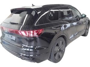 Volkswagen Touareg 3.0 TDI R-LINE STANDHEIZUNG WINTERRÄDER NP:  110.610.-€