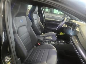 Volkswagen Golf R BLACK EDITION //SOFORT VERF.// 2,0 l TSI OPF 4MOTION 245 kW (333 PS)R-Performance-Abgasanlage