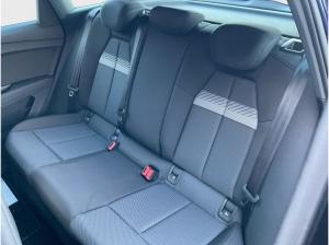 Audi Q4 e-tron Q4 35 e-tron advanced Navi Matrix Keyless ACC