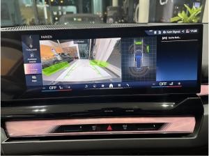 BMW i5 eDrive 40 Touring || AHK H&K Adapt. LED