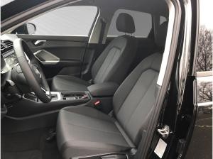 Audi Q3 SUV advanced 35TFSI S tronic LED+ACC+AHK+NAVI