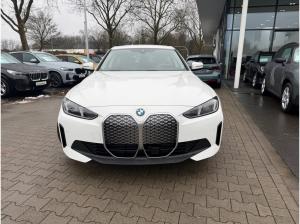 BMW i4 eDrive35 NAVI+LED+SITZ+PDC+KAMERA+AHK