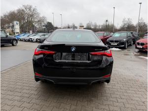 BMW i4 eDrive35 NAVI+LED+SITZ+PDC+KAMERA+AHK