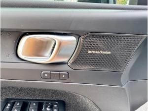 Volvo EX40 EX40 Single Motor Extended Range PLUS DARK - Sofort lieferbar!