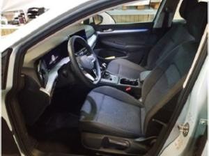 Volkswagen Golf VIII Variant 1.5TSi Life R-Kamera ACC AppConnect Sitzheiz. Parkpilot Alu