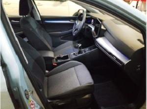 Volkswagen Golf VIII Variant 1,5 TSI Life ACC LED R-Kamera PDC AppConnect LMR