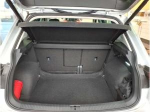 Volkswagen Tiguan Active 1.5 TSI DSG / Navi, App, LED, RFK